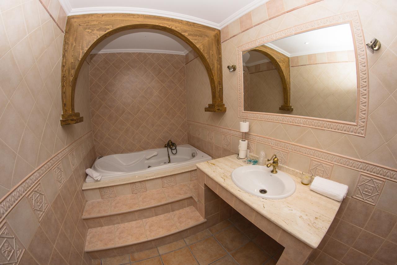 Apartamento Los Arcos Эль-Чорро Экстерьер фото